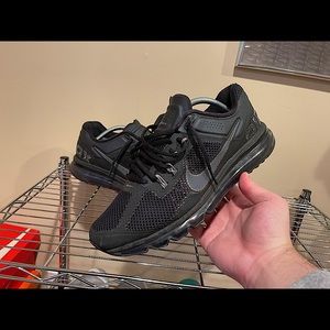 MAKE OFFER Nike Air Max 2013 Black